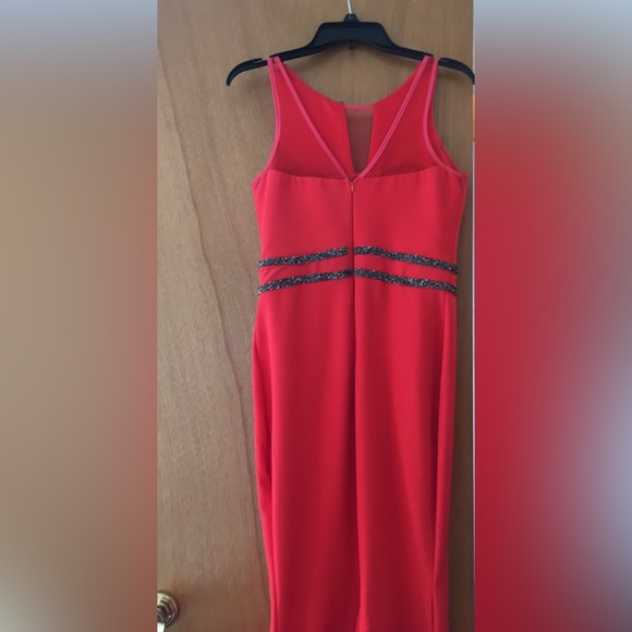 Evening gown - Picture 2 of 4